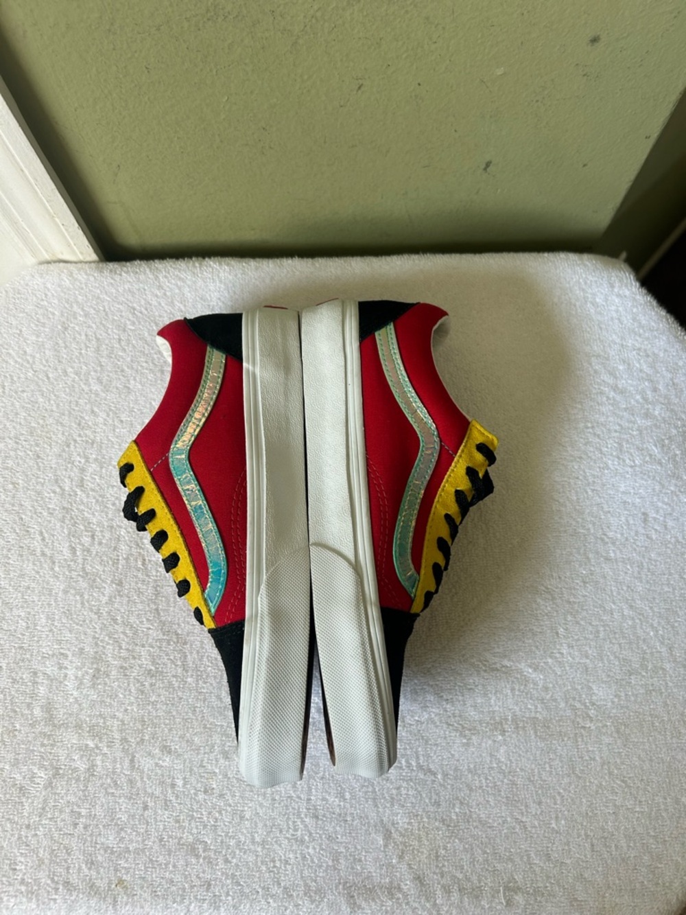 NWOB Vans Multicolor Low Top Sneakers with Red Upper and Black Toe - Picture 10 of 14